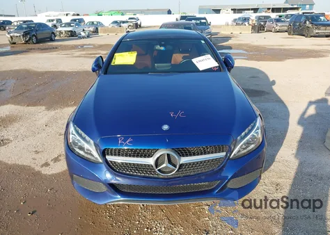 2017 Mercedes-Benz C 300 4Matic z USA, uszkodzony, nr VIN WDDWJ4KB1HF339605